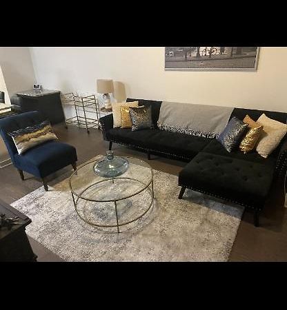 Luxurious 1Br Uptown Highrise/ Balcony With City View! Charlotte Luaran gambar